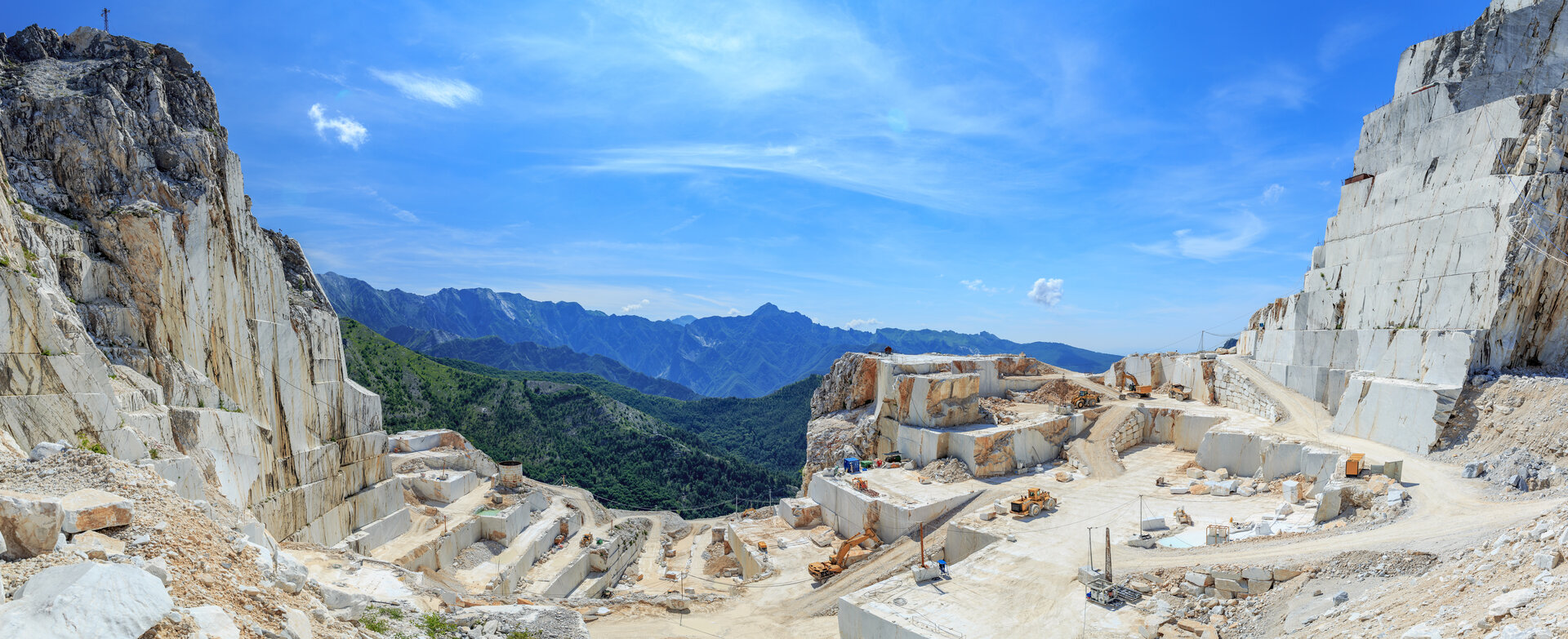 Gemenge von Mineralen oder Steine der Natur